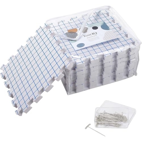 KnitIQ Block Matten Stricken - Spannmatten Set - 9 Extra Dicke 1,9 cm Tiefe Matten mit Rasterlinien - 30 x 30 cm - 100 Rostfreie T-Nadeln - Stautasche für Stricken Häkeln Lace