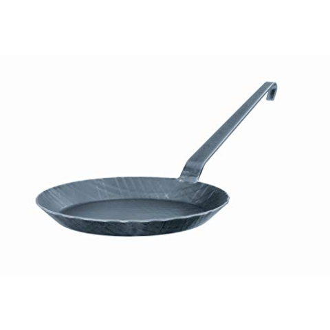 RÖSLE Bratpfanne Schmiedeeisern Serie 1888, Hochwertige schmiedeeiserne Bratpfanne für knusprige Bratkatoffeln und kurzgebratenes Fleisch, Hakenstil, Grill- und Induktionsgeeignet, Schwarz, 24 cm