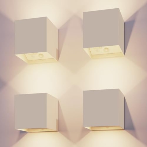 CALEX Volterra Wiederaufladbare Würfel-Wandleuchte, 4er-Set - Batterie Betrieben, Up & Down Licht, Innen- & Außenbeleuchtung, Wasserdicht, Kabellos, Bewegungsmelder, Sand