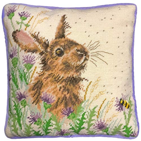 Bothy Threads Gobelin-Stickkissen Set Die Wiese, 36x36cm, THD30, Stickbild vorbedruckt