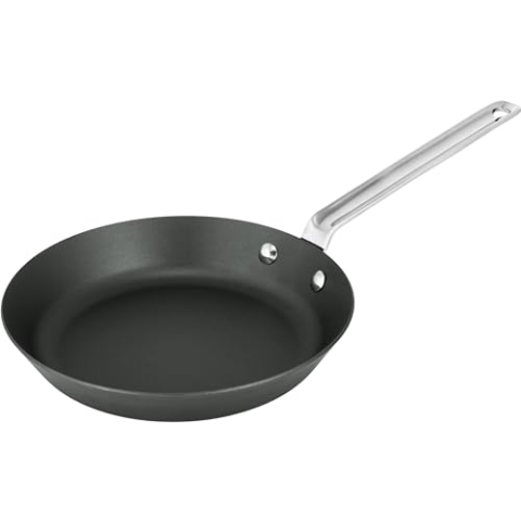 SCANPAN Black Iron Bratpfanne 22 cm | Premium Kohlenstoffstahl | Hohe Temperaturbeständigkeit | Multifunktionale Pfanne mit Ergonomischem Griff | Ofenfest | PFAS frei