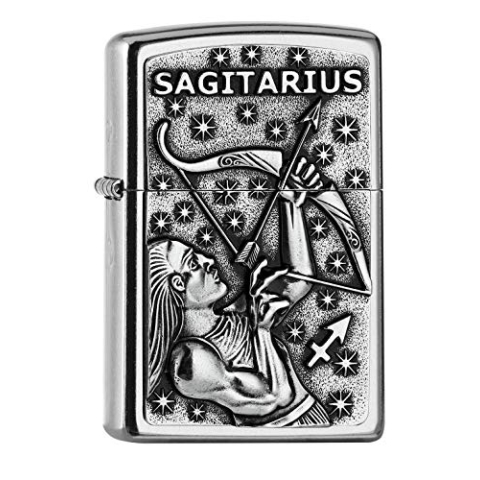 ZIPPO – Sturmfeuerzeug, Sagitarius, Emblem Attached, Street Chrome, nachfüllbar, in hochwertiger Geschenkbox