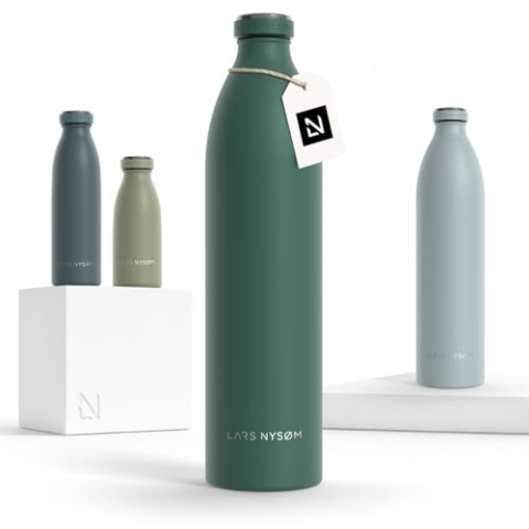 LARS NYSØM Edelstahl Trinkflasche 350ml, 500ml, 750ml, 1L, 1 5 liter | Thermosflasche Kohlensäure geeignet | Auslaufsichere Wasserflasche für Sport, Outdoor, Schule (Pine Green, XL 1500ml)