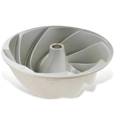 Dr. Oetker Guglhupf Twist ⌀ 22 cm – Gugelhupfform aus der Serie Back-Kunst – Backform mit Antihaft-Eigenschaften und sehr guter Wärmeleitung für leckeren Gugelhupf Kuchen