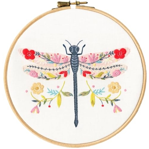 Bothy Threads Stickpackung mit Stickrahmen Pollen-Biene Stickbild gedruckt