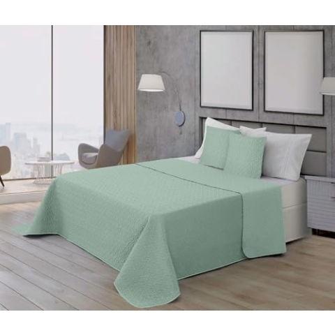 Belum | Tagesdecke Bouti Microsatin 100 g Modell Aqua für Betten mit 135 cm (235 x 270 cm), extra weiche Tagesdecke für Frühling, Sommer, Herbst und Winter