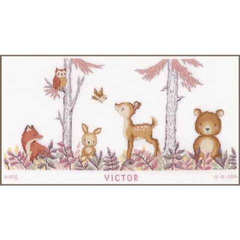 Vervaco Gezählter Kreuzstich Stickpackungen Stickset Baby Geburt Im Wald Wanddekoration Handarbeit Set für Erwachsene Kreatives Handwerk ca. 53 x 29 cm Geburt Geschenk Hausdeko