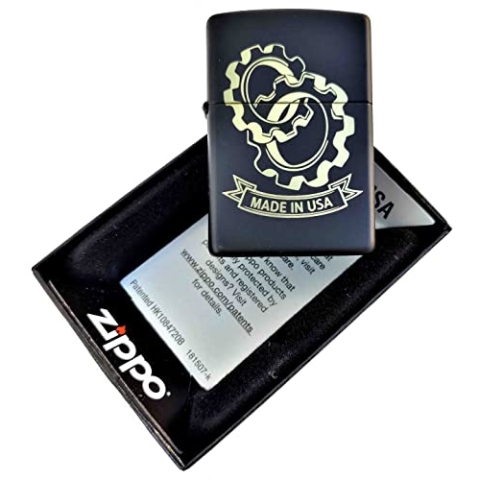 Zippo – Sturmfeuerzeug, COG Wheels, Laser Engraved, Black Matte, nachfüllbar, in hochwertiger Geschenkbox
