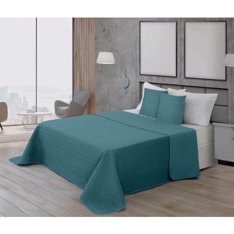 Belum | Bouti-Tagesdecke aus Mikrosatin, 100 g, für Betten von 135 cm (235 x 270 cm), extra weiche Tagesdecke für Frühling, Sommer, Herbst und Winter
