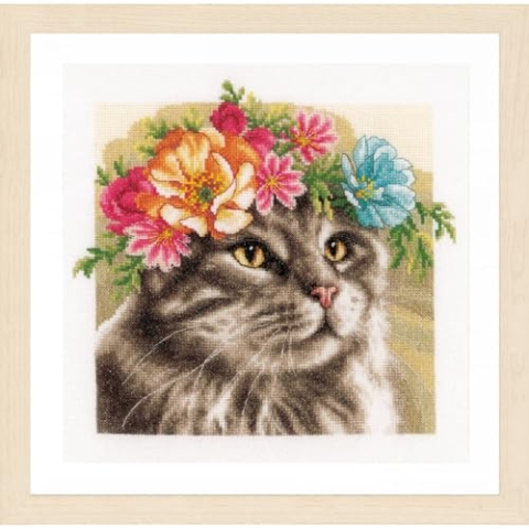 Lanarte Kreuzstich Stickpackungen Gezählter Kreuzstichbilder Set MAINE COON MIT BLUMENKRANZ Wanddekoration Handarbeit Set für Erwachsene 29 x 29 cm DIY Deko Bastelset Handwerker Kreative Geschenkset