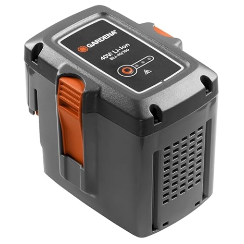 Gardena System Akku BLi-40/100: Zubehör für viele Gardena Trimmer, Bläser und Heckenscheren, 40 V Akkuleistung mit 2.6 Ah Kapazität, Ladezeit ca. 90 min, LED Ladezustandsanzeige (9842-20)