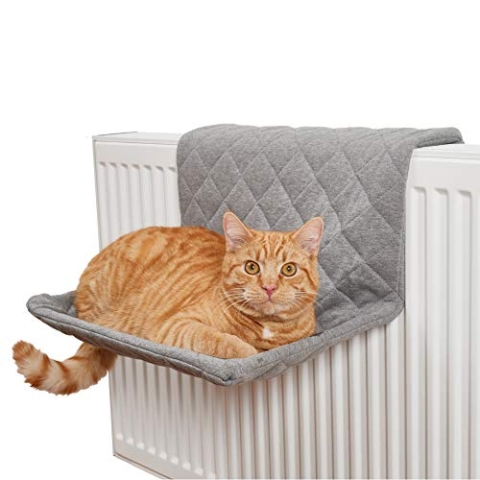 PiuPet® Katzen Heizungsliege I Für Katzen bis 7kg geeignet I Für alle gängige Heizkörper I Katzenhängematte für die Heizung I Hängematte für Katzen | Katzen Hängematte, Katzen Schlafplatz