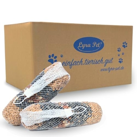 Lyra Pet® | 3 x 4 STK. Riesen-Futterstange je 600 g | Vogelfutter zum Aufhängen | Energiequelle für Wildvögel im Sommer & Winter | Ideal für Balkon & Terrasse | Nährstoffreich & Dekorative Mischung