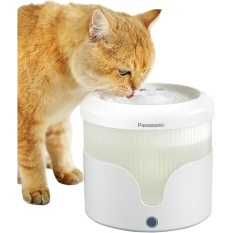Panasonic CP-JNW01CW Trinkbrunnen für Haustiere, Wasserbrunnen für Katzen & kleine bis mittelgroße Hunde, 1,9 Liter Fassungsvermögen, 4-Lagen-Filter, leise, Zwei Brunnenmodi, Weiß