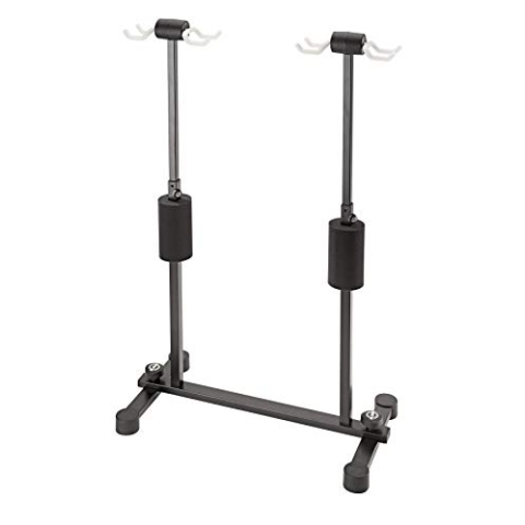 K&M 17605 4-fach Gitarrenständer Roadie mit Einhängebügel - Nitrolack geeignet - Ideal für Studio, Bühne, Band-Raum