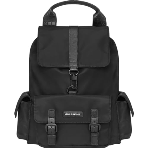 Moleskine Rucksack Klein Kollektion The Legendary, Rucksack Für Arbeit Und Universität Mit Gepolsterte Laptoptasche Aus 100% Recyceltem Material Maße 33 x 32 x 12 cm, Farbe Schwarz
