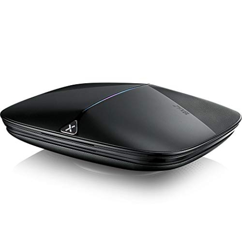 ZyXEL Armor G1 Multi-Gigabit AC2600 WLAN-Router – Abdeckung für einen großen häuslichen Bereich. 1 x 2,5 Gbit/s WAN-Port, 4 x Gigabit Ethernet-Ports, 1x USB3.0 Port. OpenVPN und WPA3 [NBG6818]