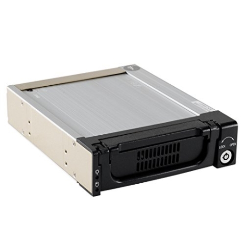 FANTEC SNT-135SATA-1 Wechselrahmen (für den Einbau von 8,89 cm (3,5 Zoll) SATA I/II/III Festplatten in einen 13,34 cm (5,25 Zoll) Schacht, 40mm Lüfter) schwarz
