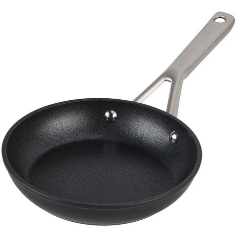 Ninja ZEROSTICK Essentials C10028DE schwarz | Pfanne | 28 cm | geschmiedetes Aluminium | Geeignet für alle Kochfeldtypen | ZEROSTICK-Beschichtung