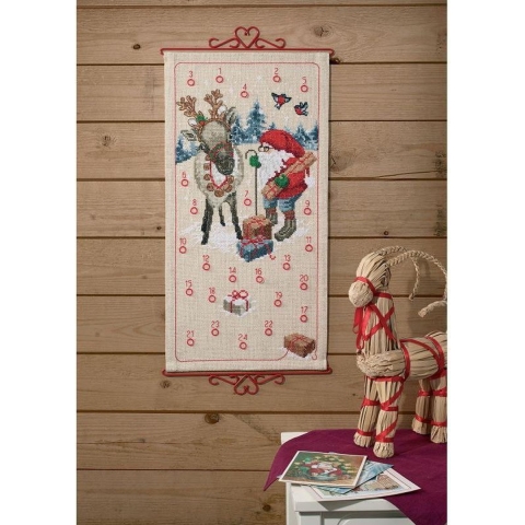 Permin Stickerei-Set Weihnachtskalender Weihnachtsmann und Rentier 35x67cm