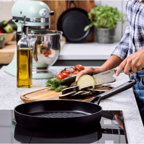 KitchenAid Classic Forged schwarz | Grillpfanne | 28cm | keramische Antihaftbeschichtung | kühler Griff | spülmaschinenfest | backofenfest bis 160°C