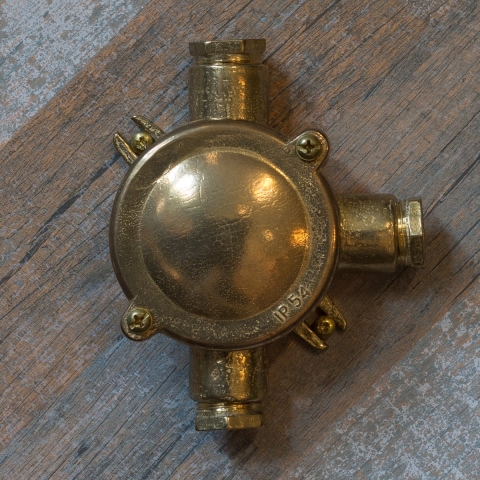 Vintage Verteilerdose T