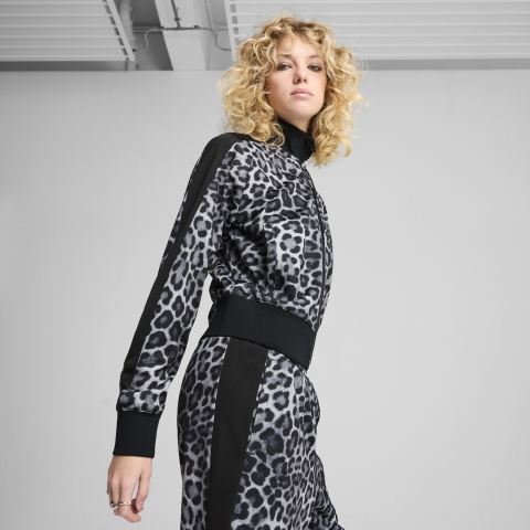 PUMA T7 LEO LUXE Kurze Trainingsjacke mit Allover-Print Damen, Kleidung, Schwarz, XS